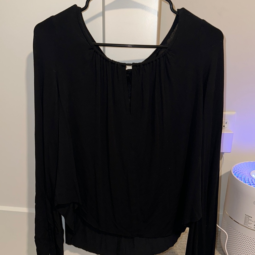 American Eagle Long sleeve tee